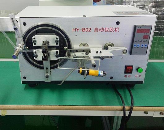 Zinc alloy USB shell automatic wrapping machine with grid film packaging