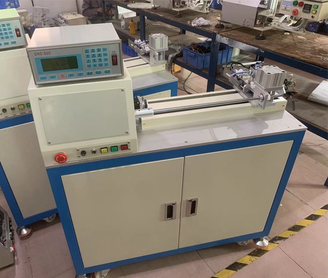 Vertical fully automatic spring winding machine