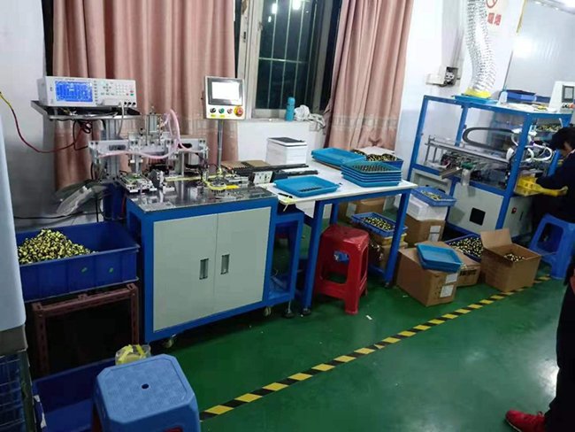 Transformer core assembly machine